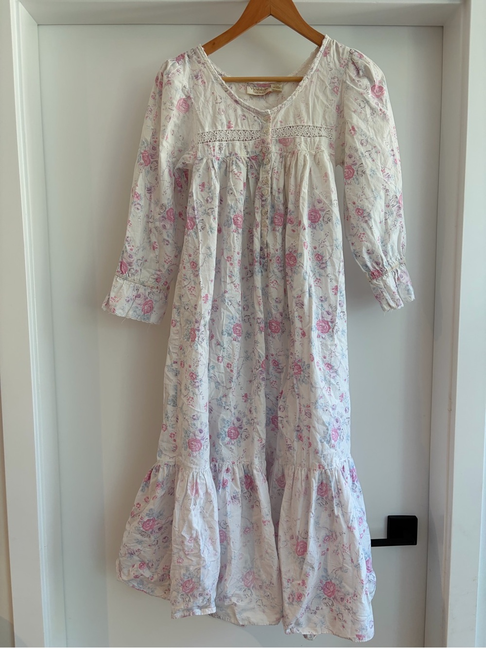 Vintage Victoria’s Secret 100% Cotton Cottage Core Croquette Nightgown S - Picture 1 of 6